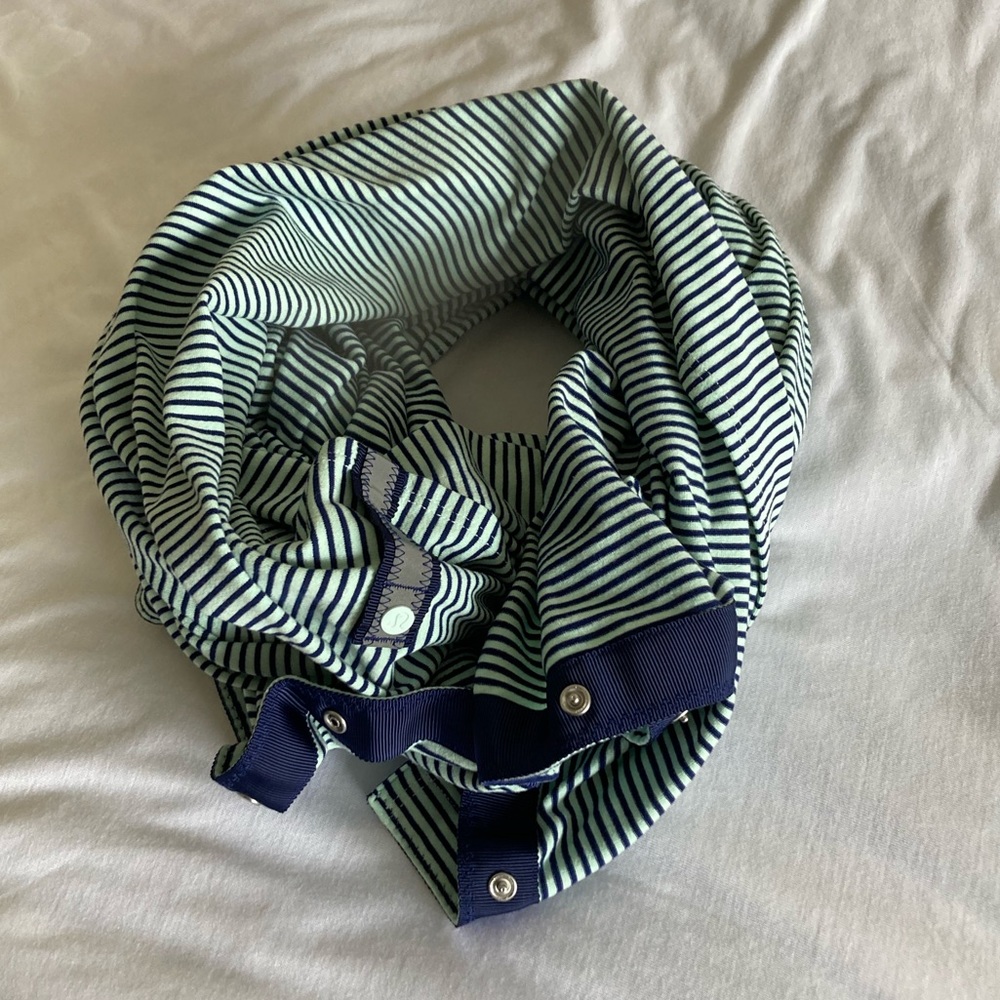 Lululemon vinyasa scarf 🧘🏽‍♀️🌻